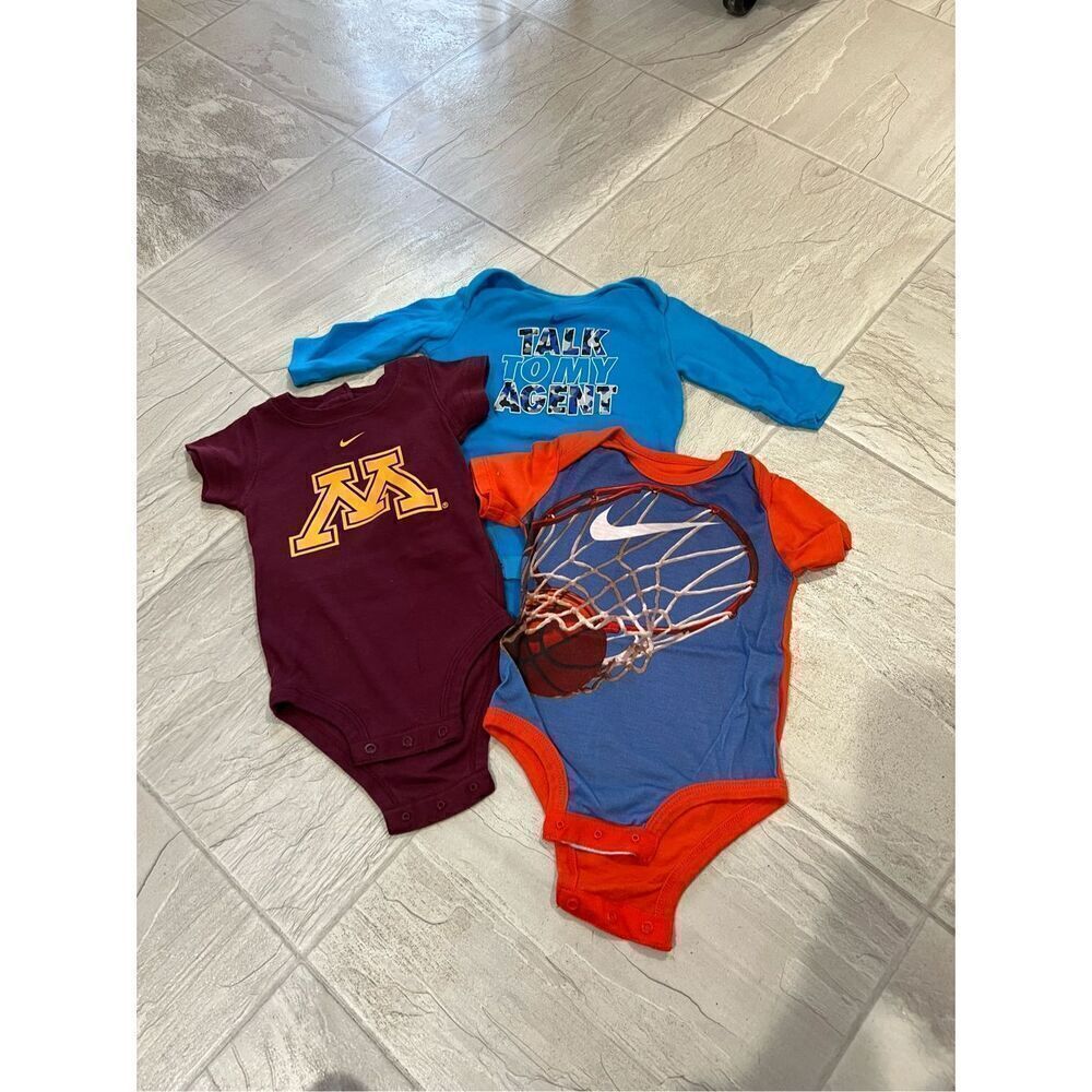 Nike Bodysuit Bundle Size 3-6 Month